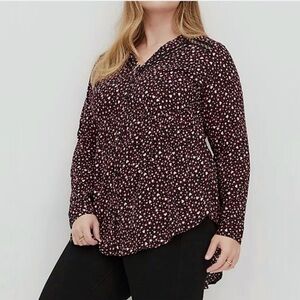 TORRID Hearts and Stars Emma Babydoll Lace Trim Button Down Tunic Top